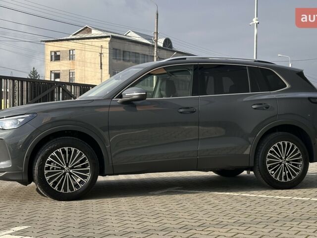 Фольксваген Тигуан, объемом двигателя 1.97 л и пробегом 0 тыс. км за 49444 $, фото 3 на Automoto.ua