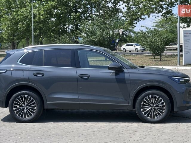 Фольксваген Тигуан, объемом двигателя 1.97 л и пробегом 0 тыс. км за 49923 $, фото 8 на Automoto.ua