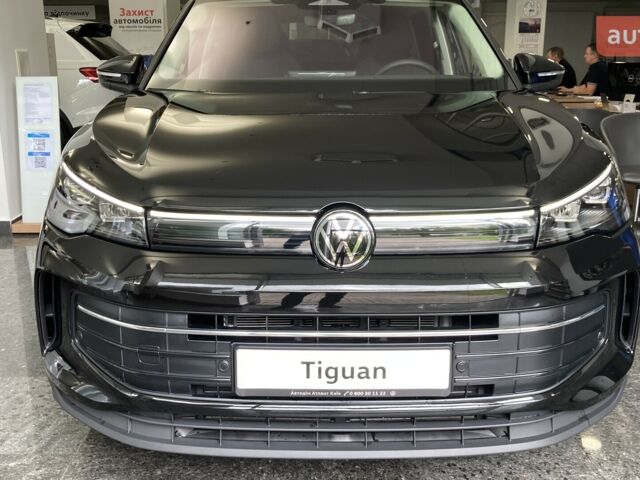купить новое авто Фольксваген Тигуан 2025 года от официального дилера Автодім Атлант на Вацлава Гавела Фольксваген фото