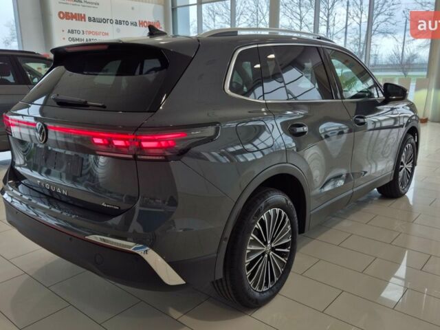 Фольксваген Тигуан, объемом двигателя 1.97 л и пробегом 0 тыс. км за 49444 $, фото 9 на Automoto.ua