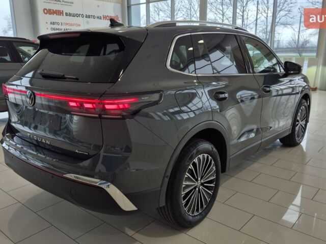 Фольксваген Тигуан, объемом двигателя 1.97 л и пробегом 0 тыс. км за 48455 $, фото 9 на Automoto.ua