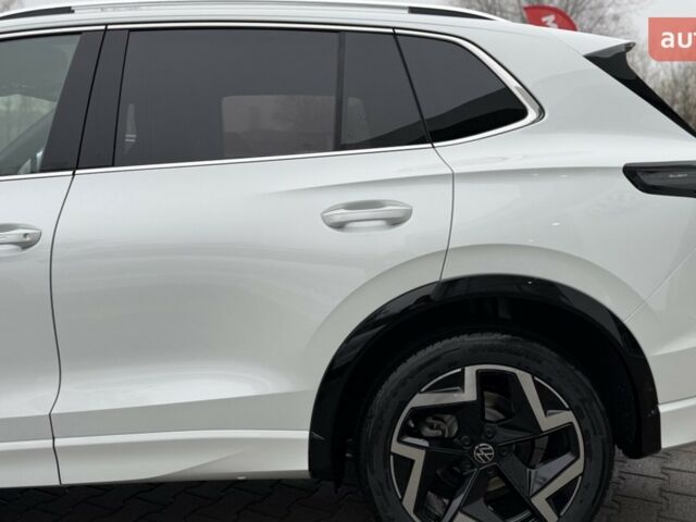 Фольксваген Тигуан, объемом двигателя 1.97 л и пробегом 0 тыс. км за 50837 $, фото 7 на Automoto.ua