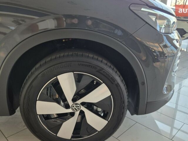 Фольксваген Тигуан, объемом двигателя 1.97 л и пробегом 0 тыс. км за 49976 $, фото 12 на Automoto.ua