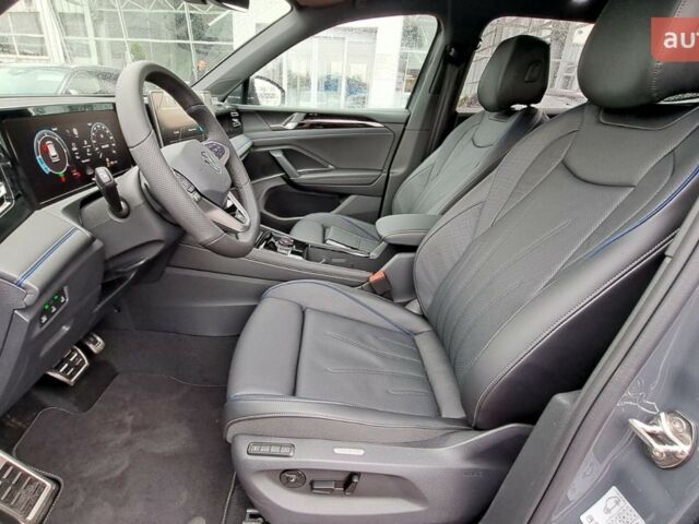 Фольксваген Тигуан, объемом двигателя 1.97 л и пробегом 0 тыс. км за 51600 $, фото 5 на Automoto.ua