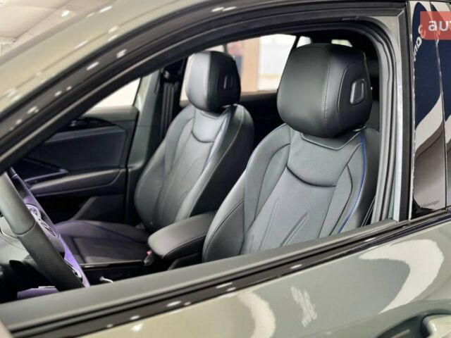 Фольксваген Тигуан, объемом двигателя 1.97 л и пробегом 0 тыс. км за 54500 $, фото 31 на Automoto.ua