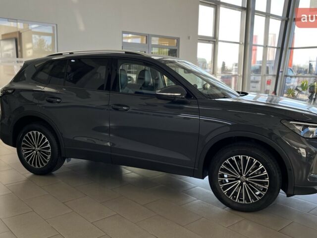 Фольксваген Тигуан, объемом двигателя 1.97 л и пробегом 0 тыс. км за 44071 $, фото 5 на Automoto.ua