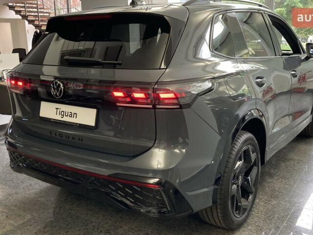 купить новое авто Фольксваген Тигуан 2025 года от официального дилера Автодім Атлант на Вацлава Гавела Фольксваген фото