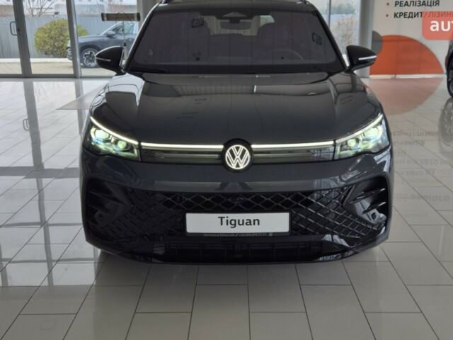 Фольксваген Тигуан, объемом двигателя 1.97 л и пробегом 0 тыс. км за 56986 $, фото 2 на Automoto.ua