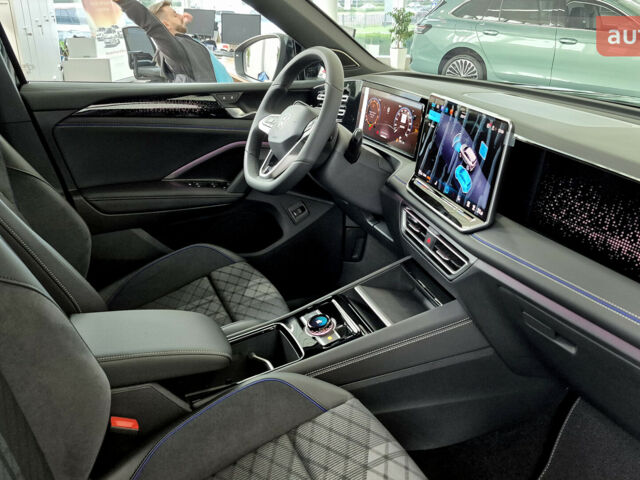 купить новое авто Фольксваген Тигуан 2025 года от официального дилера Автодім Атлант на Вацлава Гавела Фольксваген фото