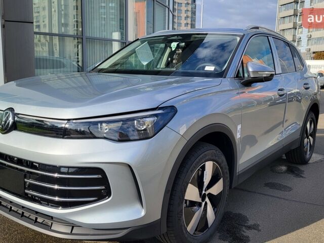 Фольксваген Тигуан, объемом двигателя 1.97 л и пробегом 0 тыс. км за 48873 $, фото 2 на Automoto.ua