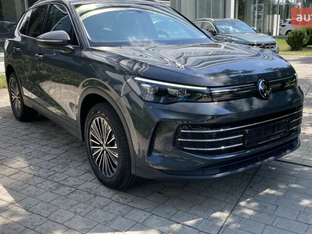купить новое авто Фольксваген Тигуан 2025 года от официального дилера Автодім Атлант на Вацлава Гавела Фольксваген фото