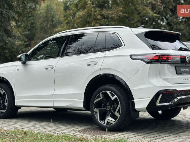купить новое авто Фольксваген Тигуан 2025 года от официального дилера Автодім Атлант на Вацлава Гавела Фольксваген фото
