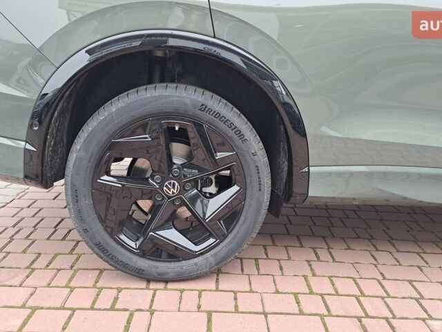 Фольксваген Тигуан, объемом двигателя 1.97 л и пробегом 0 тыс. км за 56100 $, фото 17 на Automoto.ua