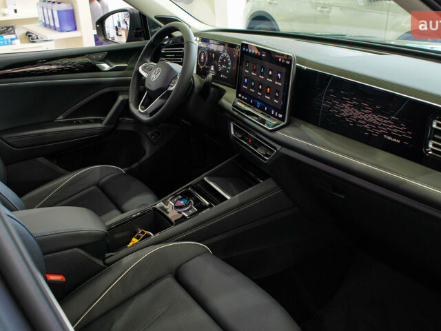 Фольксваген Тигуан, объемом двигателя 1.97 л и пробегом 0 тыс. км за 50284 $, фото 17 на Automoto.ua