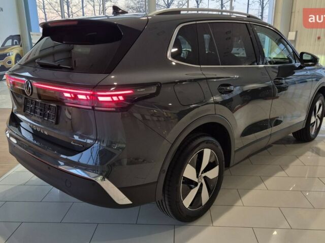 Фольксваген Тигуан, объемом двигателя 1.97 л и пробегом 0 тыс. км за 49976 $, фото 13 на Automoto.ua