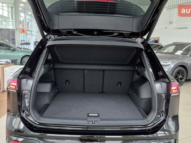 Фольксваген Тігуан, об'ємом двигуна 1.97 л та пробігом 0 тис. км за 51329 $, фото 14 на Automoto.ua