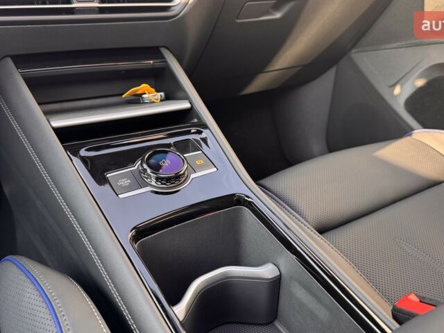 Фольксваген Тигуан, объемом двигателя 1.97 л и пробегом 0 тыс. км за 53000 $, фото 19 на Automoto.ua