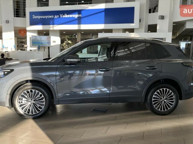 Фольксваген Тигуан, объемом двигателя 1.97 л и пробегом 0 тыс. км за 44071 $, фото 8 на Automoto.ua