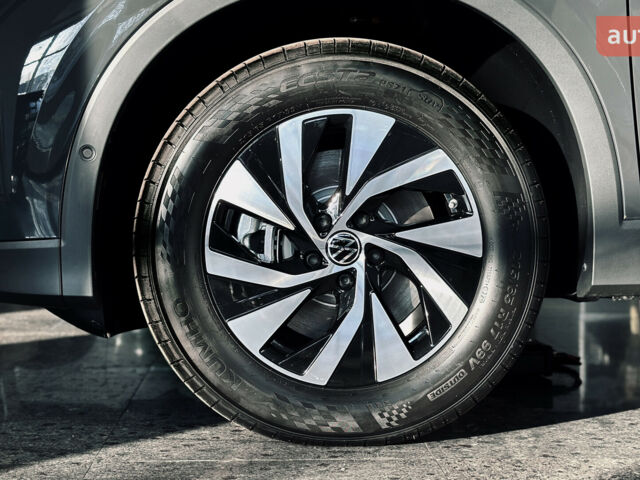 купить новое авто Фольксваген Тигуан 2025 года от официального дилера Автодім Атлант на Вацлава Гавела Фольксваген фото