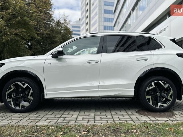 купить новое авто Фольксваген Тигуан 2025 года от официального дилера Автодім Атлант на Вацлава Гавела Фольксваген фото