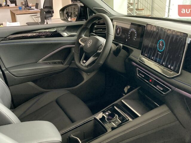 купить новое авто Фольксваген Тигуан 2025 года от официального дилера Автодім Атлант на Вацлава Гавела Фольксваген фото