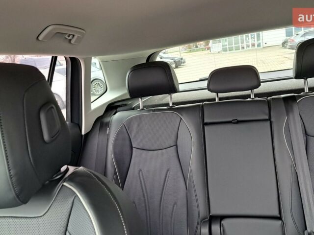 Фольксваген Тигуан, объемом двигателя 1.97 л и пробегом 0 тыс. км за 48100 $, фото 7 на Automoto.ua