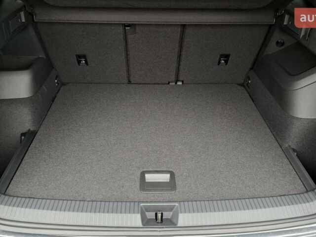 Фольксваген Тигуан, объемом двигателя 1.97 л и пробегом 0 тыс. км за 51600 $, фото 25 на Automoto.ua