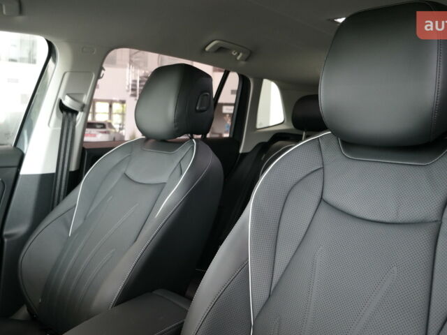 Фольксваген Тігуан, об'ємом двигуна 1.97 л та пробігом 0 тис. км за 50284 $, фото 4 на Automoto.ua