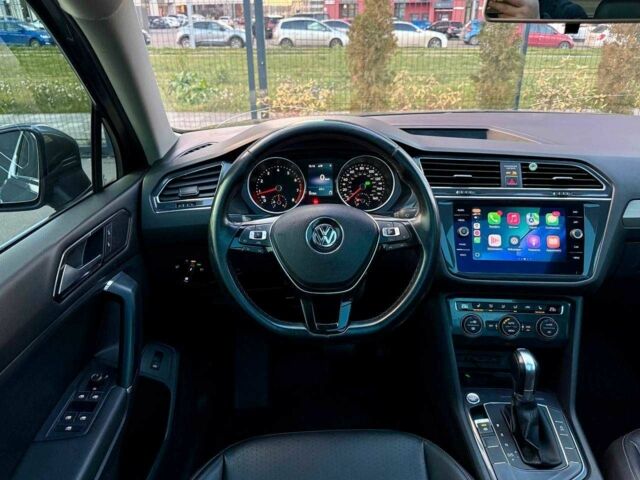 Серый Фольксваген Тигуан, объемом двигателя 2 л и пробегом 155 тыс. км за 18500 $, фото 10 на Automoto.ua