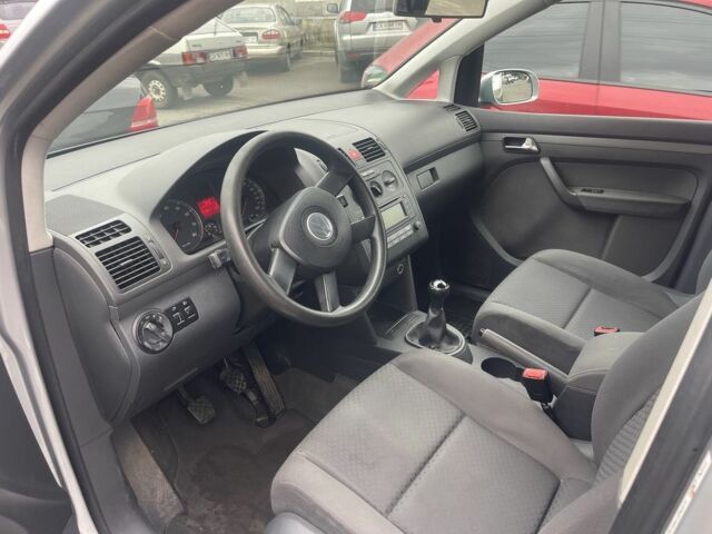 Серый Фольксваген Тигуан, объемом двигателя 1.6 л и пробегом 207 тыс. км за 5000 $, фото 6 на Automoto.ua