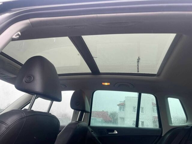 Сірий Фольксваген Тігуан, об'ємом двигуна 0 л та пробігом 208 тис. км за 11000 $, фото 10 на Automoto.ua