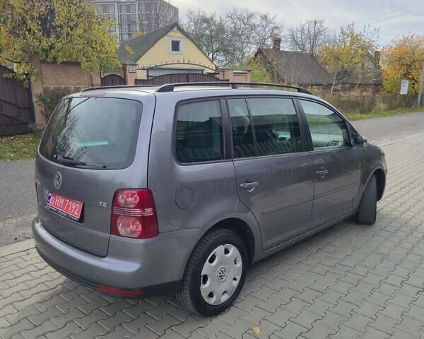 Сірий Фольксваген Тігуан, об'ємом двигуна 1.4 л та пробігом 160 тис. км за 6999 $, фото 11 на Automoto.ua