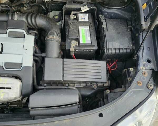 Сірий Фольксваген Тігуан, об'ємом двигуна 1.4 л та пробігом 160 тис. км за 6999 $, фото 28 на Automoto.ua