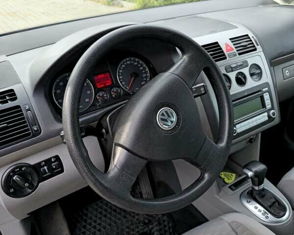 Сірий Фольксваген Тігуан, об'ємом двигуна 1.4 л та пробігом 160 тис. км за 6999 $, фото 20 на Automoto.ua