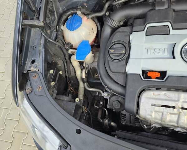 Сірий Фольксваген Тігуан, об'ємом двигуна 1.4 л та пробігом 160 тис. км за 6999 $, фото 26 на Automoto.ua