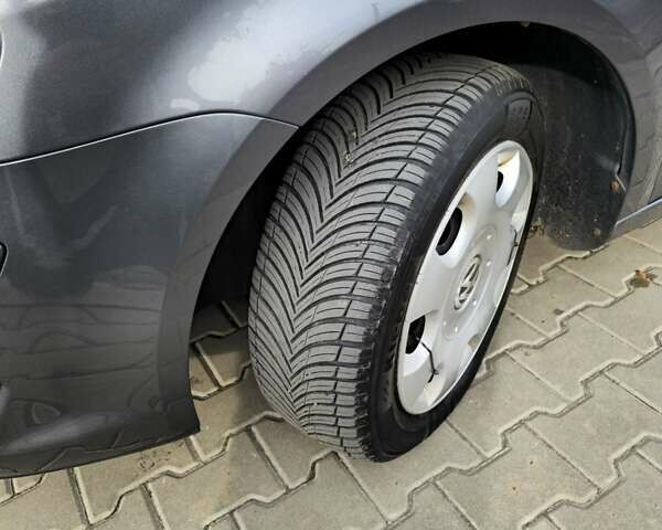 Сірий Фольксваген Тігуан, об'ємом двигуна 1.4 л та пробігом 160 тис. км за 6999 $, фото 7 на Automoto.ua