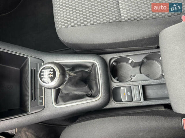 Сірий Фольксваген Тігуан, об'ємом двигуна 1.4 л та пробігом 249 тис. км за 8200 $, фото 18 на Automoto.ua