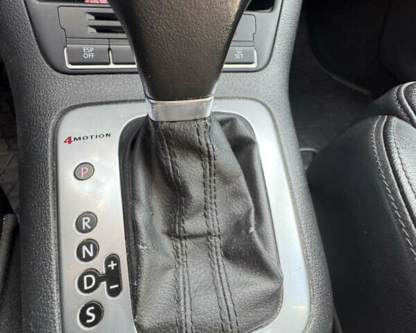 Серый Фольксваген Тигуан, объемом двигателя 1.97 л и пробегом 258 тыс. км за 12600 $, фото 8 на Automoto.ua