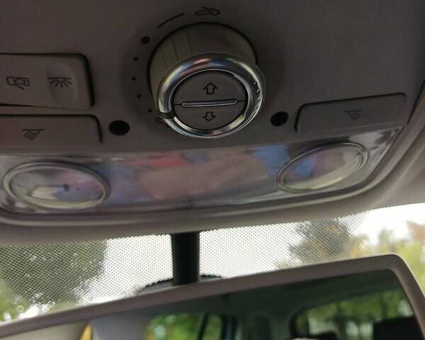 Серый Фольксваген Тигуан, объемом двигателя 2 л и пробегом 272 тыс. км за 9400 $, фото 15 на Automoto.ua