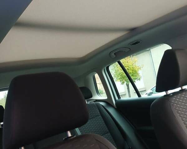 Серый Фольксваген Тигуан, объемом двигателя 2 л и пробегом 272 тыс. км за 9400 $, фото 16 на Automoto.ua