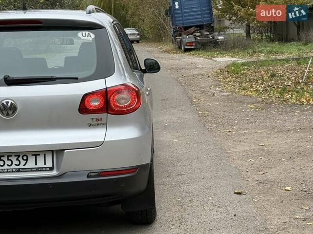 Серый Фольксваген Тигуан, объемом двигателя 1.39 л и пробегом 187 тыс. км за 9400 $, фото 8 на Automoto.ua