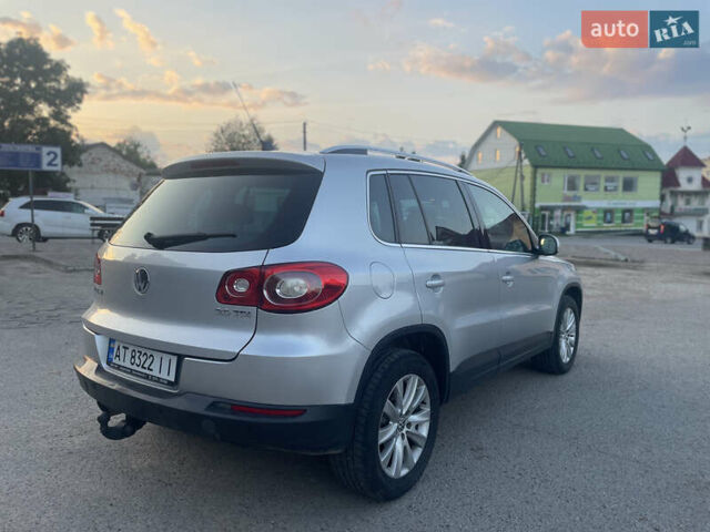 Сірий Фольксваген Тігуан, об'ємом двигуна 2 л та пробігом 280 тис. км за 10699 $, фото 3 на Automoto.ua