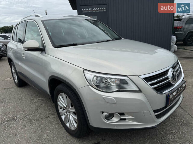 Сірий Фольксваген Тігуан, об'ємом двигуна 1.98 л та пробігом 145 тис. км за 9790 $, фото 4 на Automoto.ua