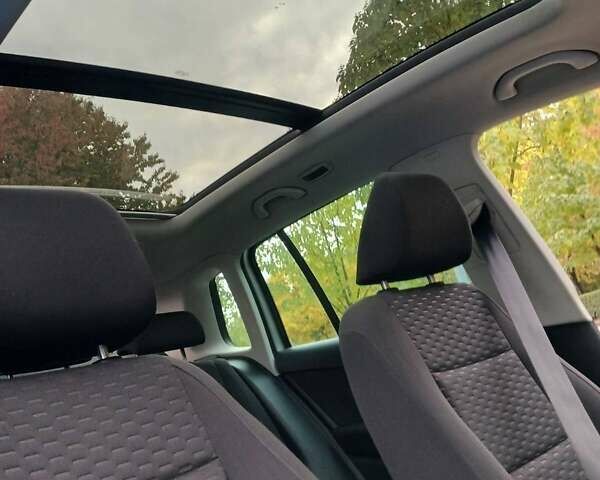 Серый Фольксваген Тигуан, объемом двигателя 2 л и пробегом 272 тыс. км за 9400 $, фото 11 на Automoto.ua