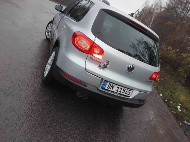 Сірий Фольксваген Тігуан, об'ємом двигуна 2 л та пробігом 254 тис. км за 7896 $, фото 3 на Automoto.ua