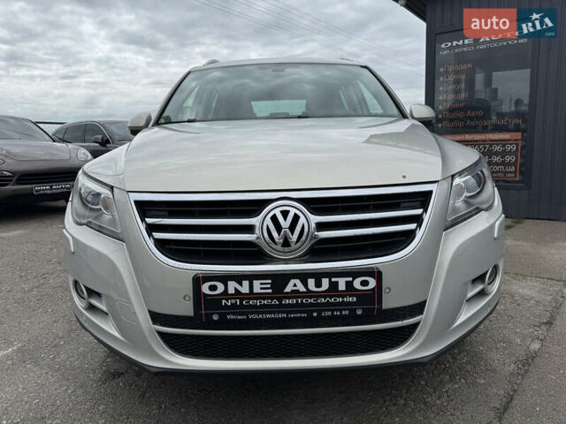 Сірий Фольксваген Тігуан, об'ємом двигуна 1.98 л та пробігом 145 тис. км за 9790 $, фото 2 на Automoto.ua