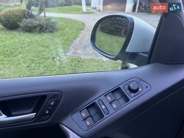 Серый Фольксваген Тигуан, объемом двигателя 2 л и пробегом 254 тыс. км за 10600 $, фото 35 на Automoto.ua