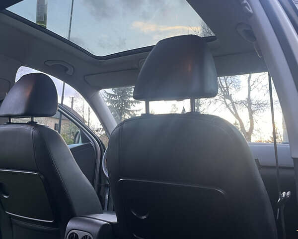 Серый Фольксваген Тигуан, объемом двигателя 2 л и пробегом 254 тыс. км за 10600 $, фото 27 на Automoto.ua