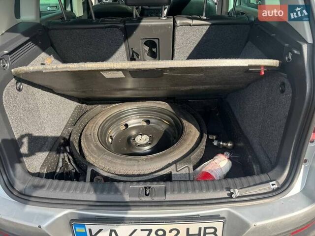 Сірий Фольксваген Тігуан, об'ємом двигуна 2 л та пробігом 233 тис. км за 9500 $, фото 11 на Automoto.ua