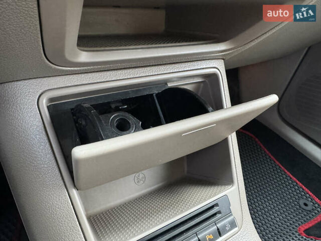 Сірий Фольксваген Тігуан, об'ємом двигуна 2 л та пробігом 226 тис. км за 12200 $, фото 62 на Automoto.ua